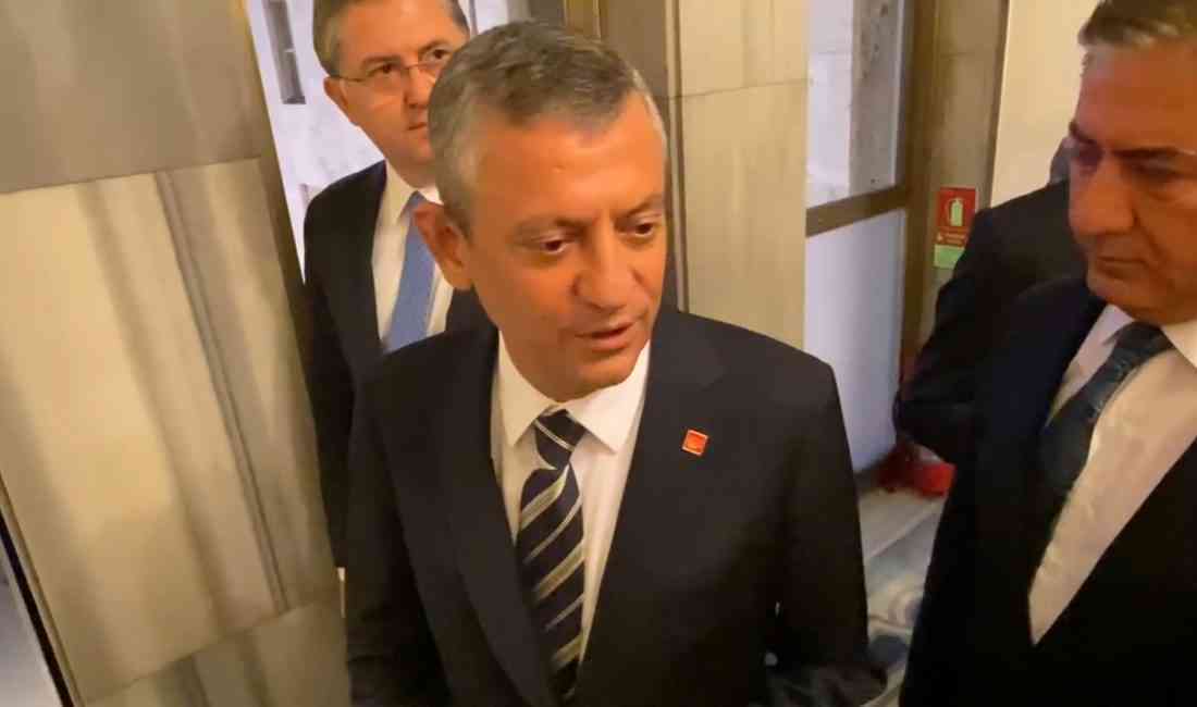 CHP Genel Başkanı Özgür Özel, MİT Başkanı İbrahim Kalın’ın TBMM’de