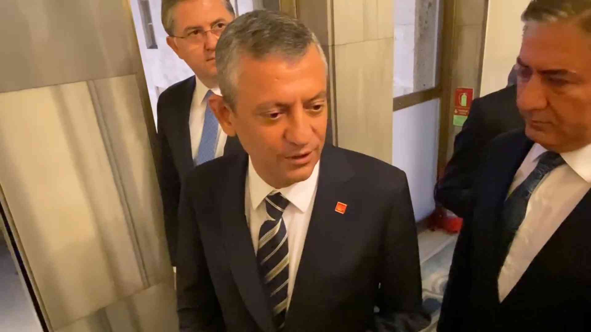 CHP Genel Başkanı Özgür Özel, MİT Başkanı İbrahim Kalın’ın TBMM’de