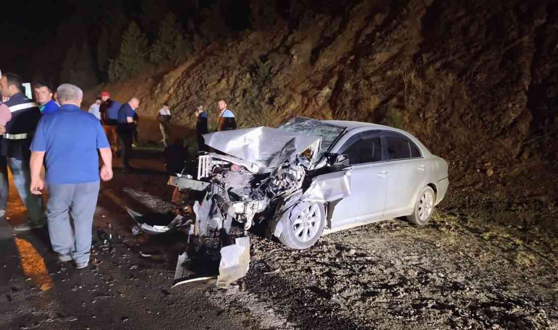 Bursa’nın Harmancık ilçesinde yangın söndürme çalışmalarına katılan su tankerine çarpan