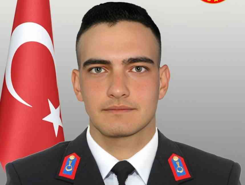 İçişleri Bakanı Ali Yerlikaya, Şırnak’ta düzenlenen bir operasyonda kayalık bölgeden