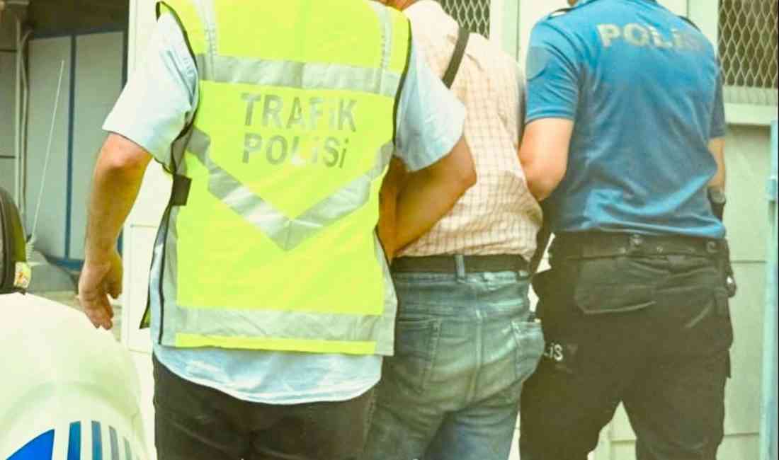 Çanakkale’nin Ezine ilçesinde sosyal medya üzerinden genel ahlaka aykırı müstehcen