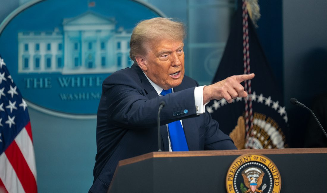 Trump, İsrail’in Katar’daki Hamas Saldırısını Değerlendirerek Barış İçin Fırsat Olduğunu İleri Sürdü ABD Başkanı Donald Trump, İsrail’in Katar’ın başkenti Doha’da Hamas müzakere