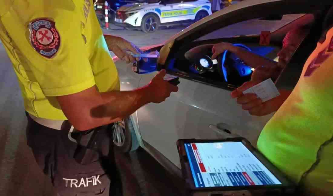 Adana’da polis ekiplerinin 12-13 Temmuz 2025 tarihlerinde gece saatlerinde gerçekleştirdiği