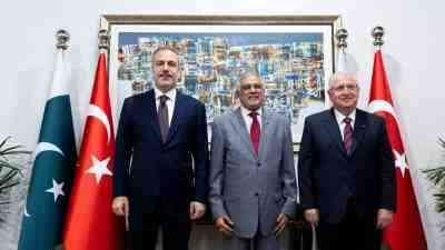 Türkiye ile Pakistan Arasında Diplomatik Temaslar SürüyorDışişleri Bakanı Hakan Fidan