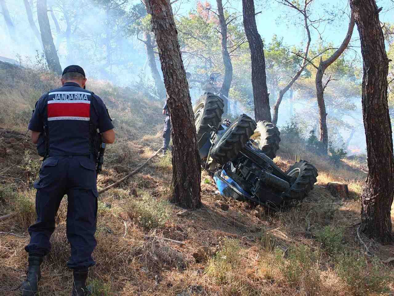 Yangın Rüzgarla Ormana SıçradıBalıkesir’in Burhaniye ilçesi Pelitköy Mahallesi’nde saat 13.30