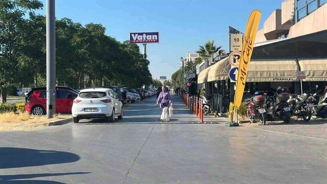 Ege Denizi’nde meydana gelen 3.9 büyüklüğündeki deprem, Çanakkale ve çevresinde