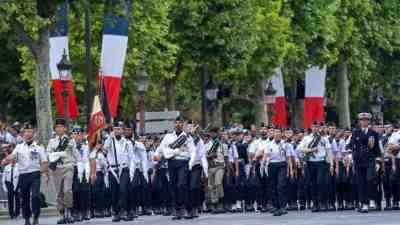 Fransa’nın ulusal bayramı olan Bastille Günü, başkent Paris’te büyük bir