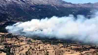 Isparta’nın Sütçüler ilçesine bağlı Aşağıyaylabel köyü yakınlarında saat 11.30 sıralarında