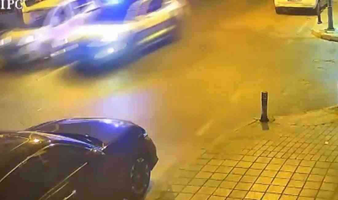 İstanbul Ataşehir’de polis ekiplerinin ‘dur’ ihtarına uymayarak kaçan bir sürücü