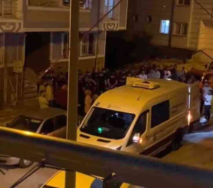 İstanbul’un Başakşehir ilçesinde boşanma aşamasında olan Songül Budak (40), eşi