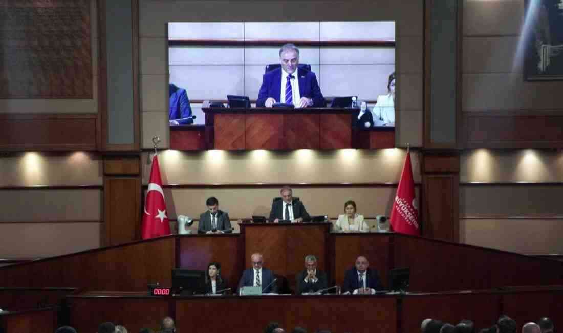İstanbul Büyükşehir Belediye Meclisi Temmuz ayının ilk oturumu gerçekleştirildi. İstanbul
