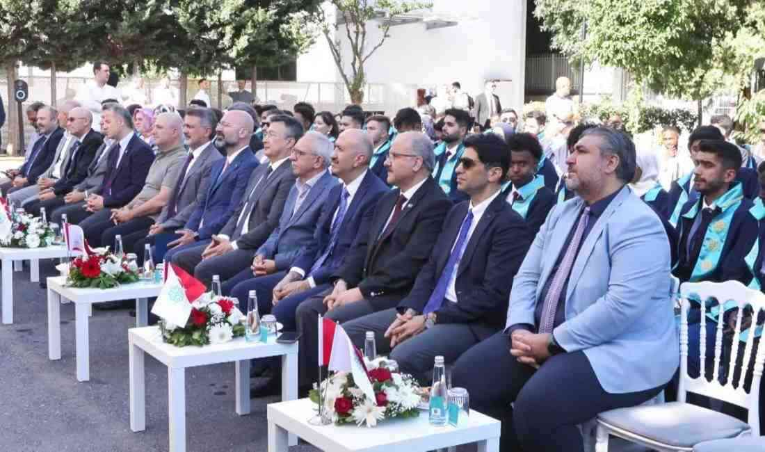 İstanbul’da Anlamlı Mezuniyet Töreni Türkiye Maarif Vakfı’nın yurtdışındaki liselerinden mezun