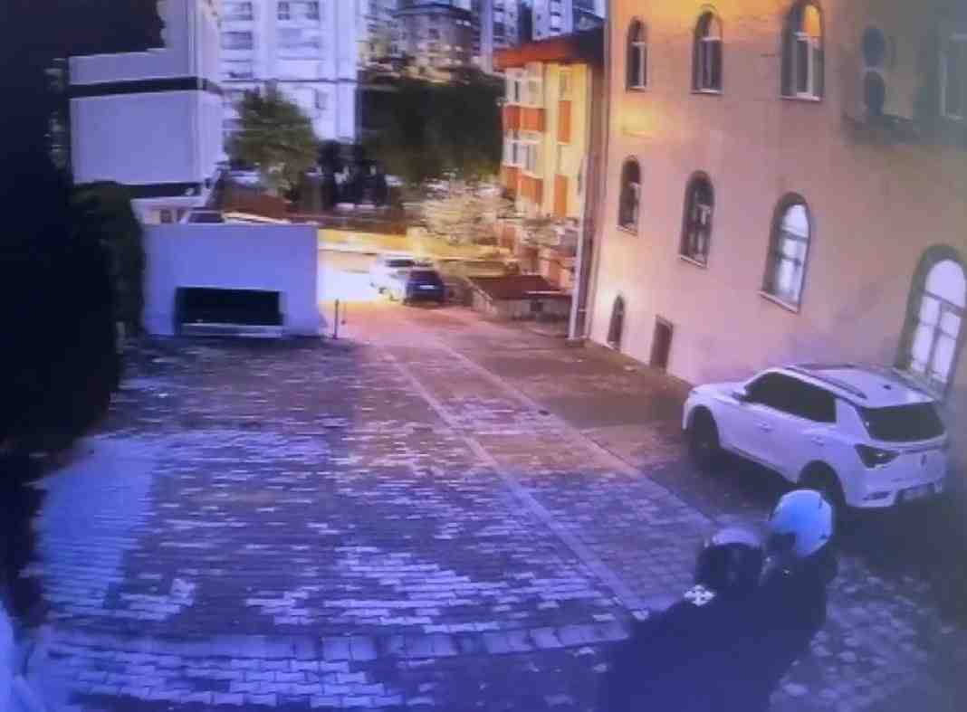 İstanbul Ümraniye’de üç ay önce kafeden çıkan ‘Aşık Dermani’ olarak