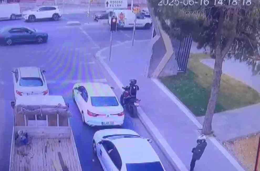 İstanbul Ümraniye’de bir bankadan çıkan C.G.’nin aracındaki 600 bin lirayı