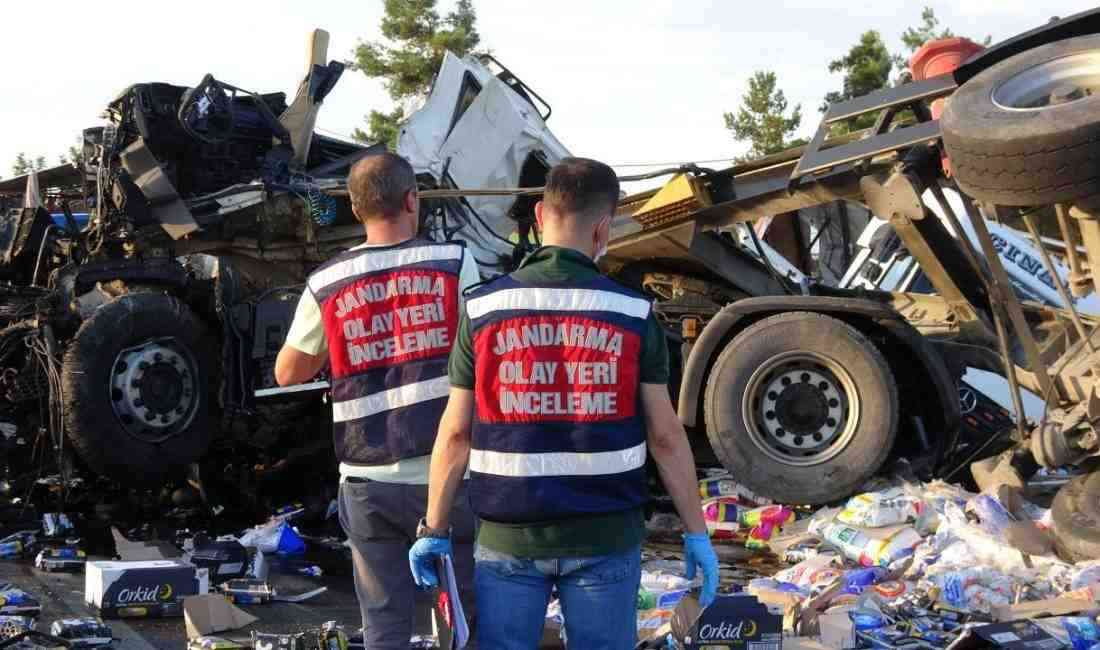Lastik Patlaması Facia Getirdi Antalya’nın Aksu ilçesi yakınlarında meydana gelen