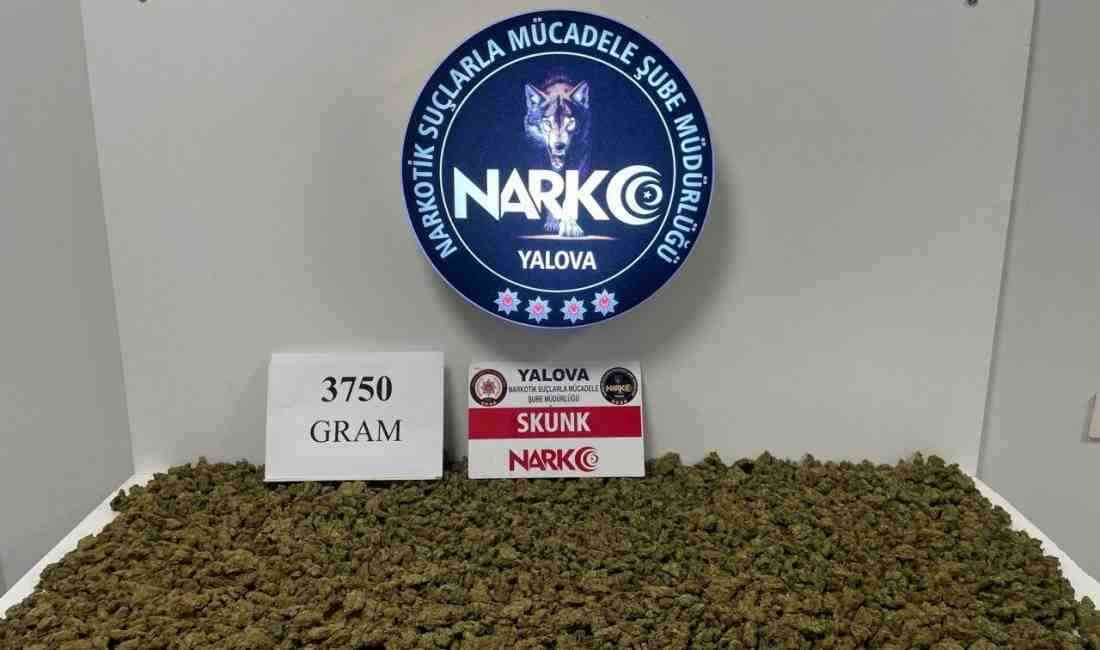 Polisin takibi sonucu uyuşturucu sevkiyatı engellendiYalova’da polis ekipleri, uyuşturucu sevkiyatı
