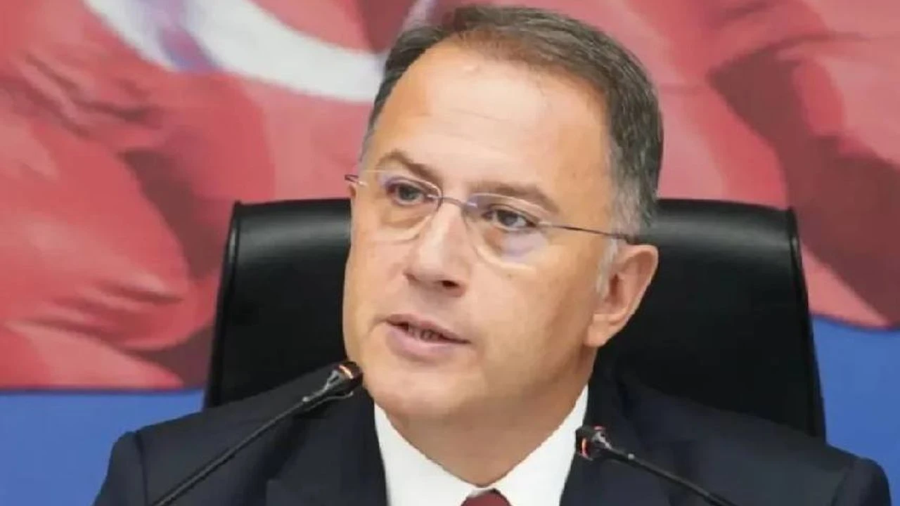 Tutuklanarak görevden uzaklaştırılan Beylikdüzü Belediye Başkanı Mehmet Murat Çalık hakkında