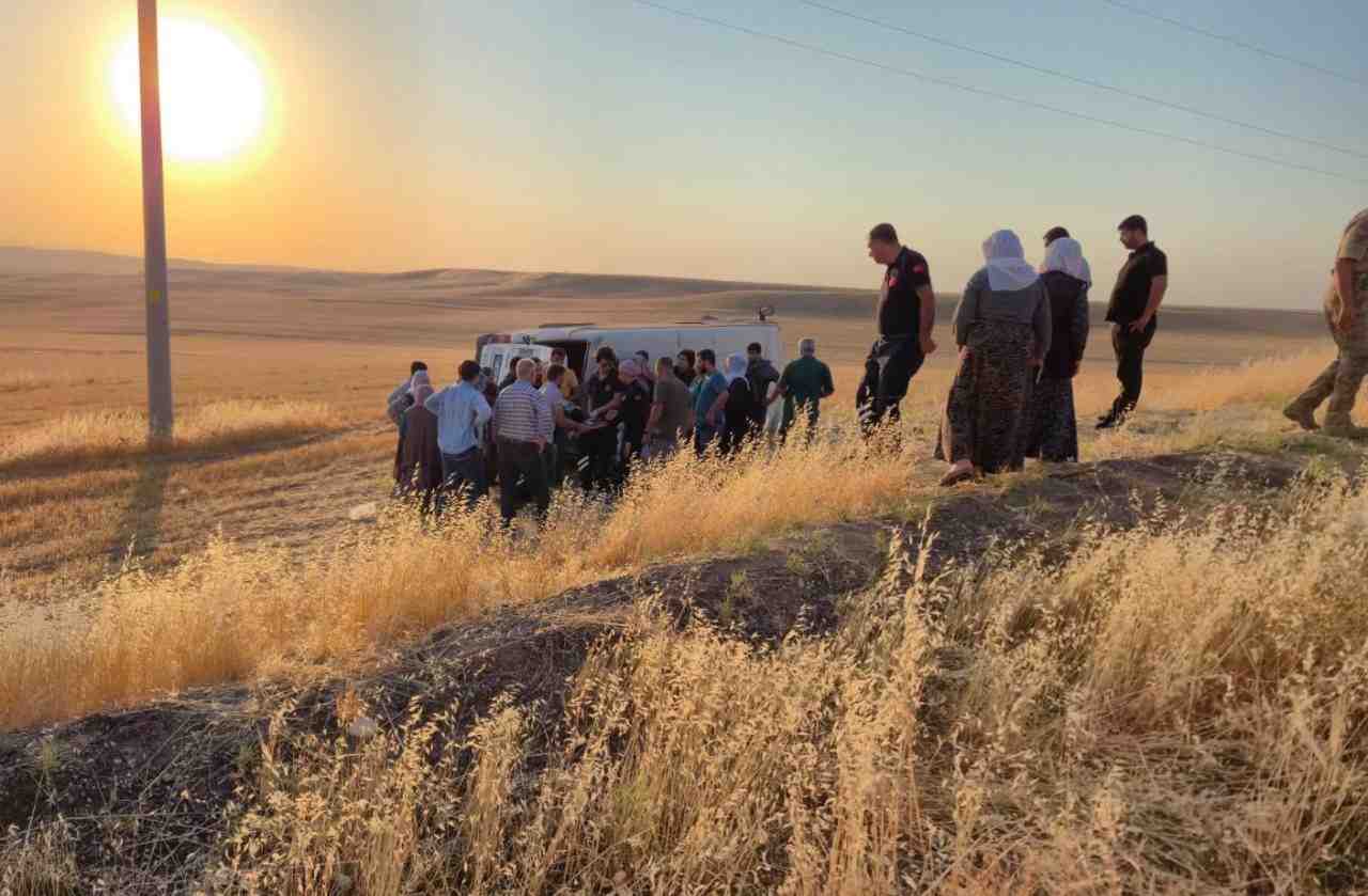 Diyarbakır-Silvan kara yolunda sabah saatlerinde meydana gelen trafik kazasında tarım