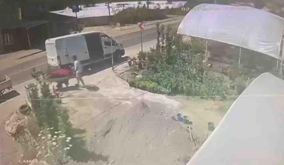 Koru Beldesi’nde Zincirleme Kaza Paniği Yalova’nın Çınarcık ilçesine bağlı Koru