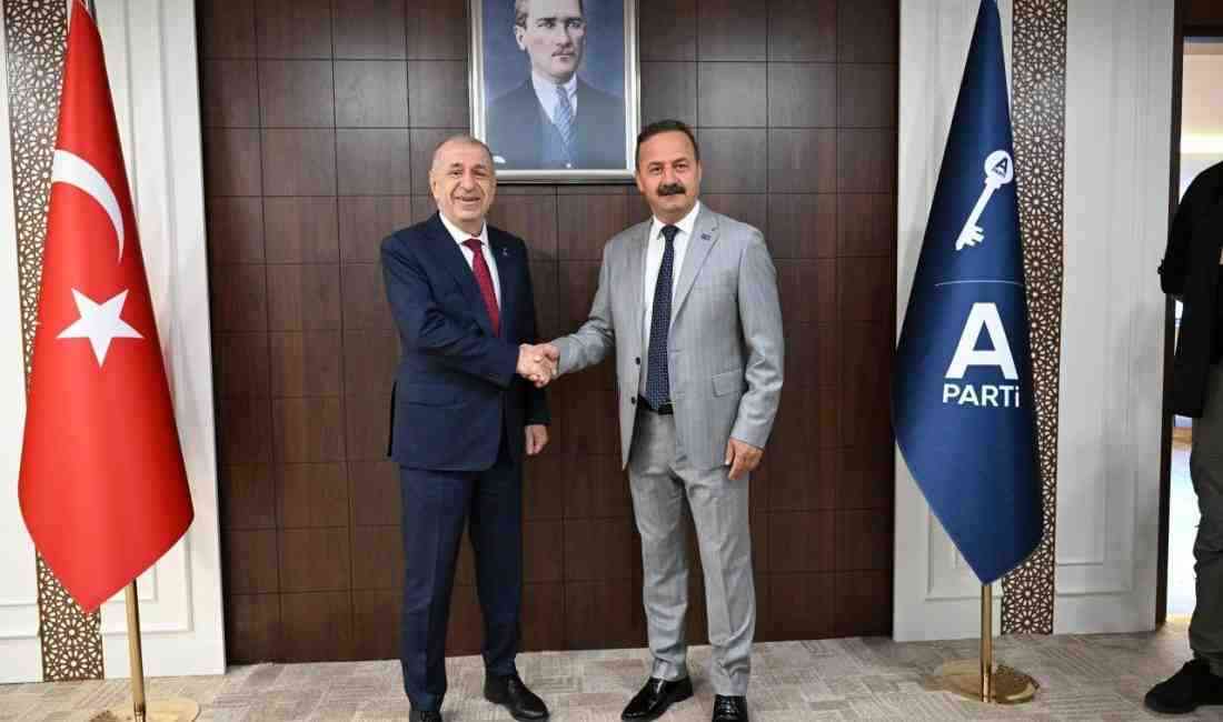 Zafer Partisi Genel Başkanı Ümit Özdağ ve beraberindeki heyet, Anahtar