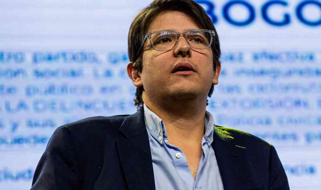 Kolombiya’nın 2026 genel seçimlerinde sağ partinin cumhurbaşkanı adaylarından biri olarak