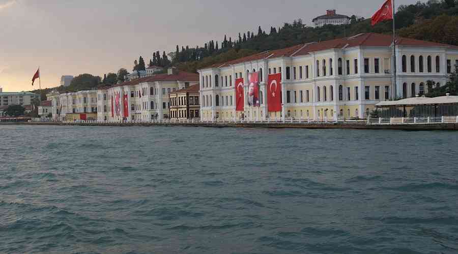 Yükseköğretim Kurumları Sınavı (2025-YKS) yerleştirme sonuçlarının açıklanmasının ardından, 500 tam