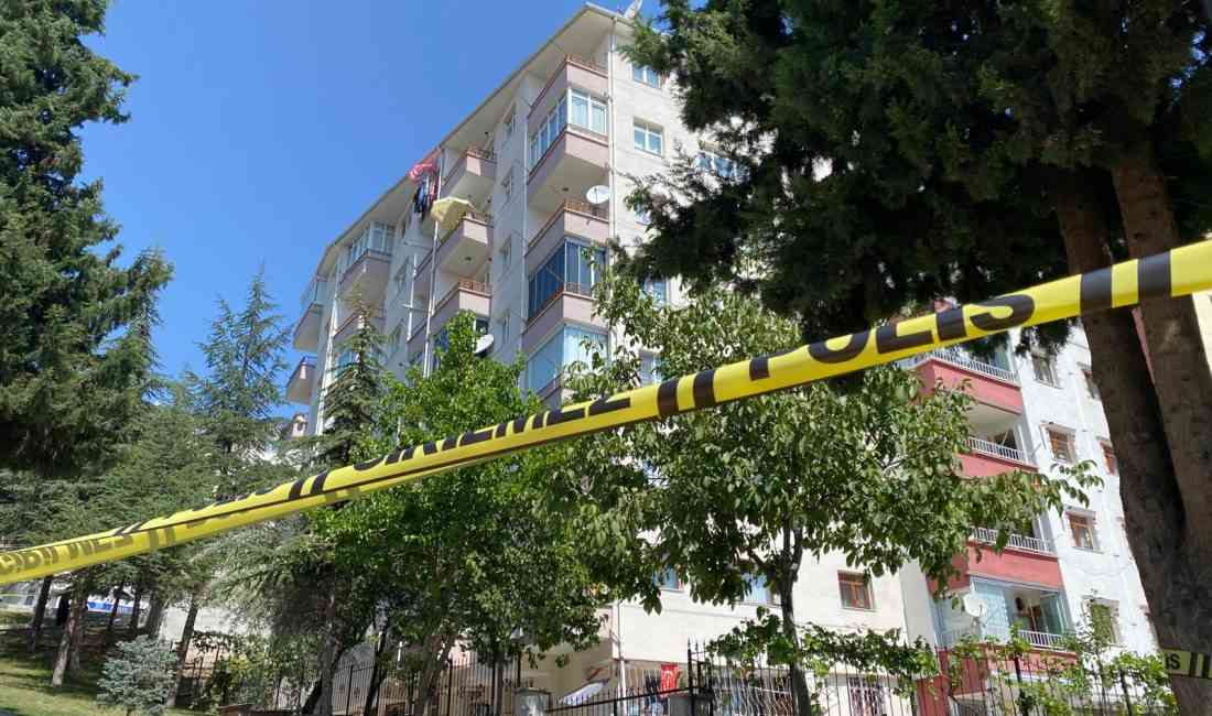 Ankara’nın Sincan İlçesinde Kolonlardaki Hasar Nedeniyle Apartman Tahliye Edildi Ankara’nın