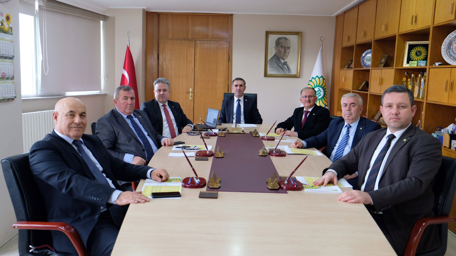 Trakya Yağlı Tohumlar Satış Kooperatifleri Birliği (Trakya Birlik), ayçiçeği üreticilerine