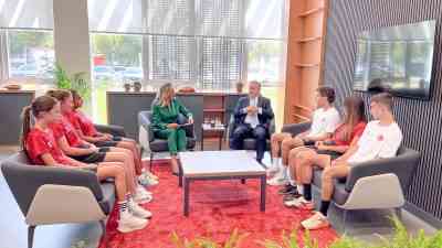 Bakan Bak, Türk Tenisinin Geleceğini Değerlendirdi Gençlik ve Spor Bakanı