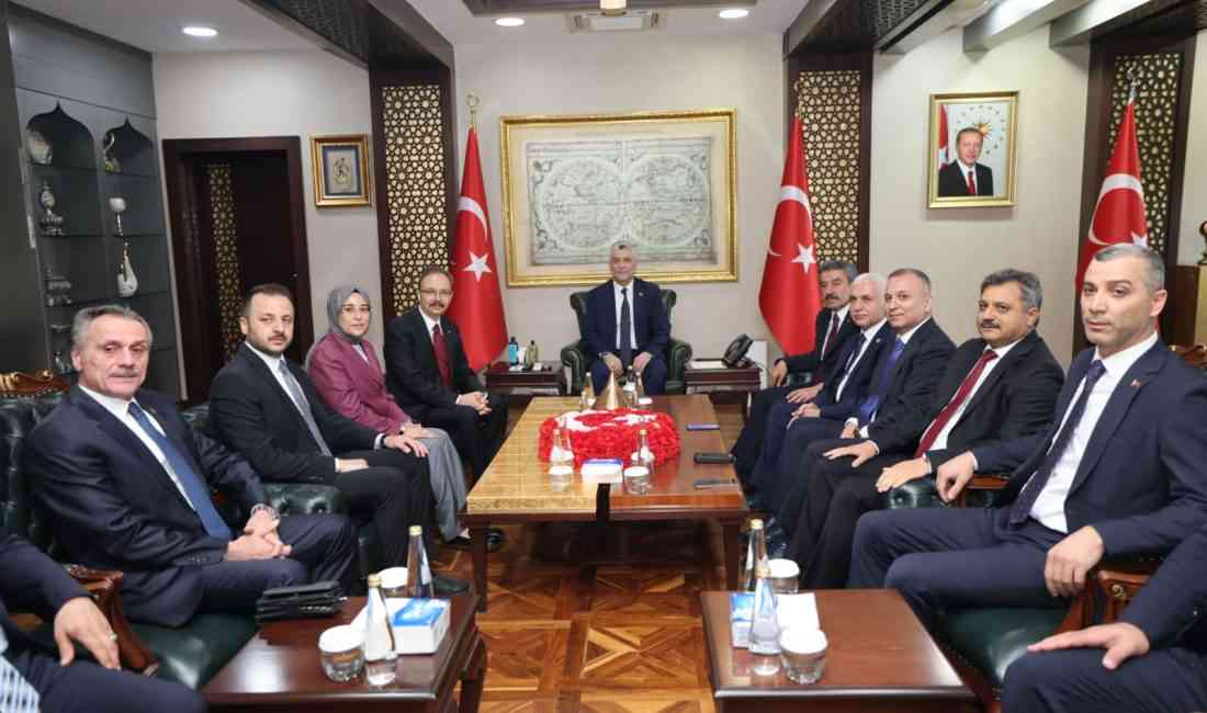 Ticaret Bakanı Ömer Bolat, Siirt ziyaretinde Türkiye ekonomisinin son durumu