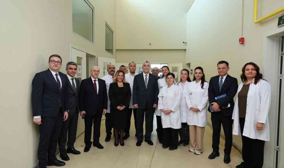 Ticaret Bakanı Ömer Bolat, Ankara Lojistik Üssü’nü ziyaret ederek sektör