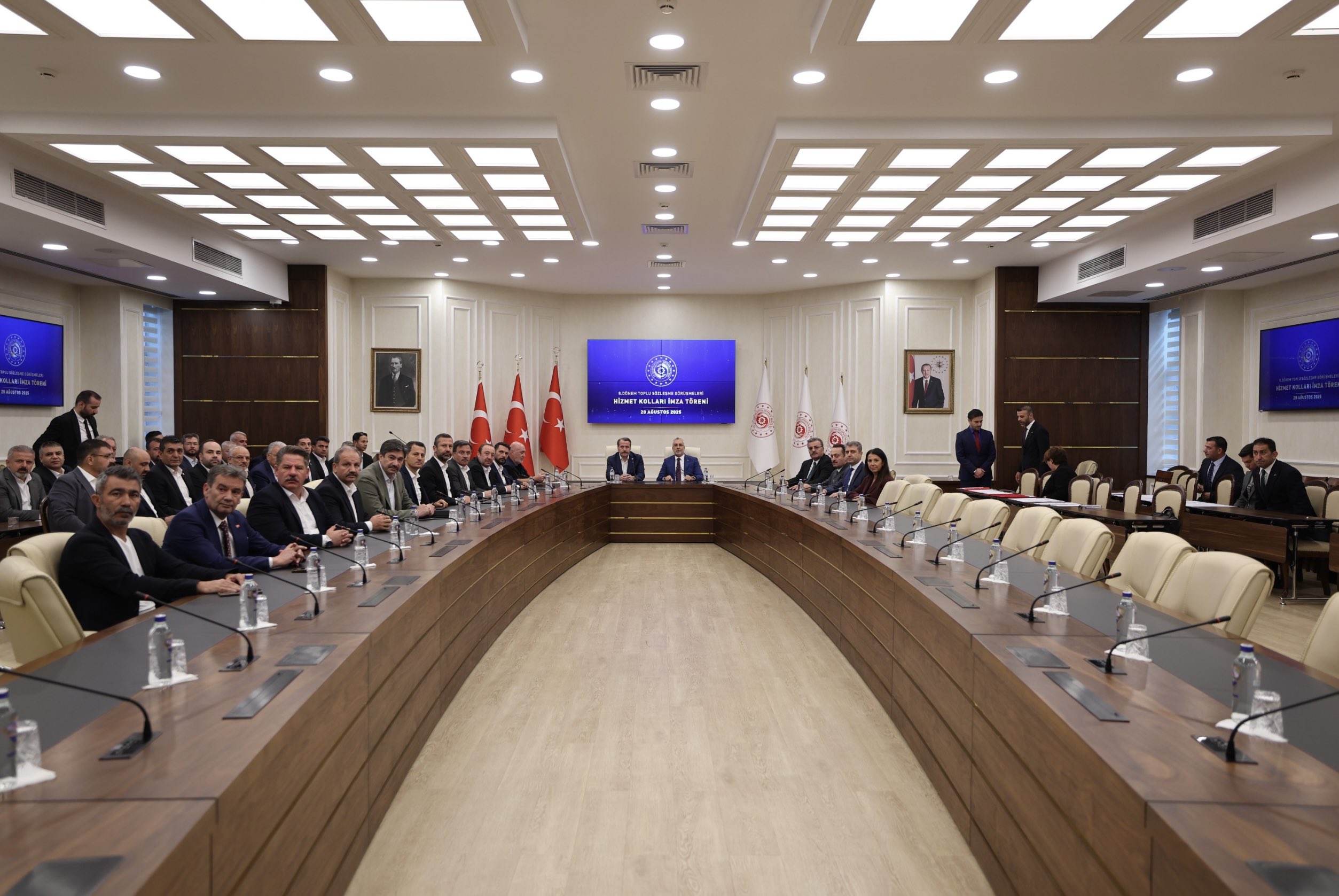 Çalışma ve Sosyal Güvenlik Bakanı Vedat Işıkhan, 2026-2027 yıllarına ilişkin
