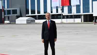 Ulaştırma ve Altyapı Bakanı Abdulkadir Uraloğlu, İstanbul Havalimanı’nın 2 Ağustos