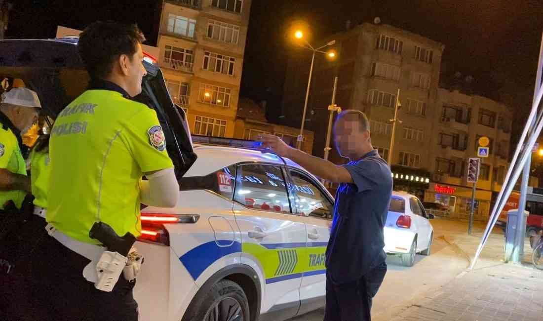 Bursa’nın İnegöl ilçesinde alkollü olduğu iddia edilen Murat Ö. (55),