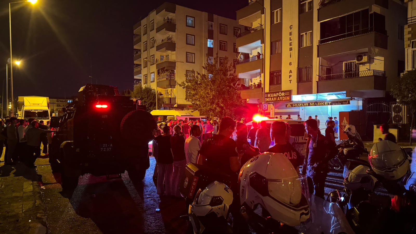 Diyarbakır’ın Bağlar ilçesinde iki aile arasında çıkan silahlı kavgada 7