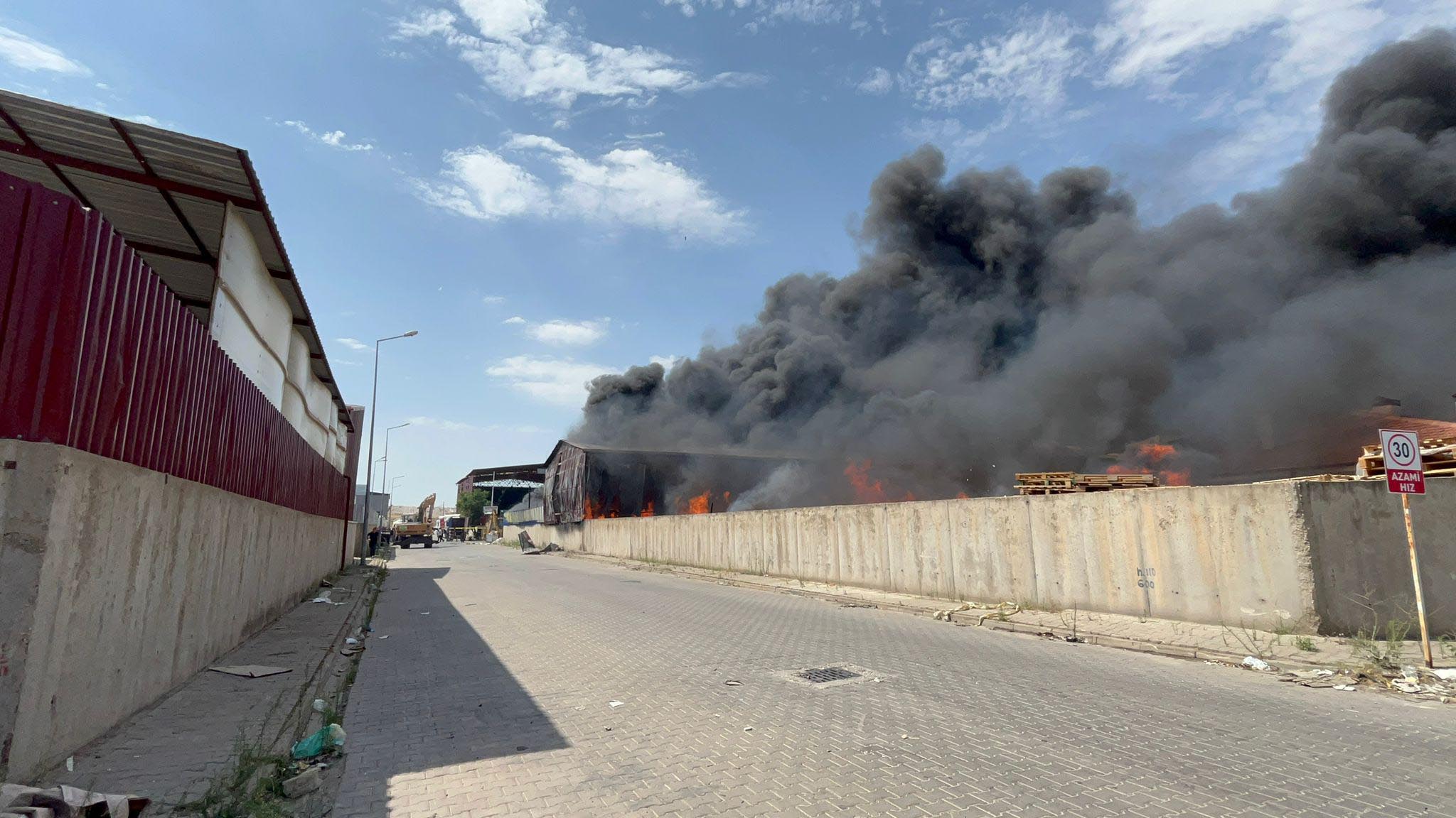 Eskişehir’in Odunpazarı ilçesine bağlı Kanlıpınar Mahallesi’ndeki Geri Dönüşümcüler Sitesi’ndeki bir