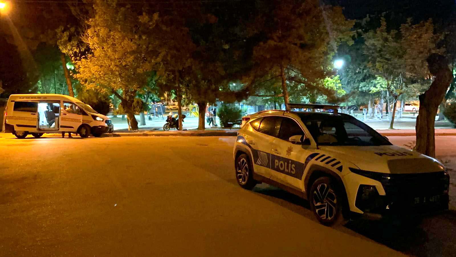 Eskişehir’in Tepebaşı ilçesinde silahlı kavga çıktı: Fatih Mahallesi’nde Kumlubel Parkı’nda
