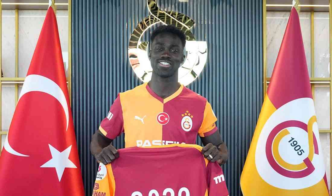 İstanbul – Galatasaray, 29 yaşındaki Kolombiyalı stoper Davinson Sánchez ile