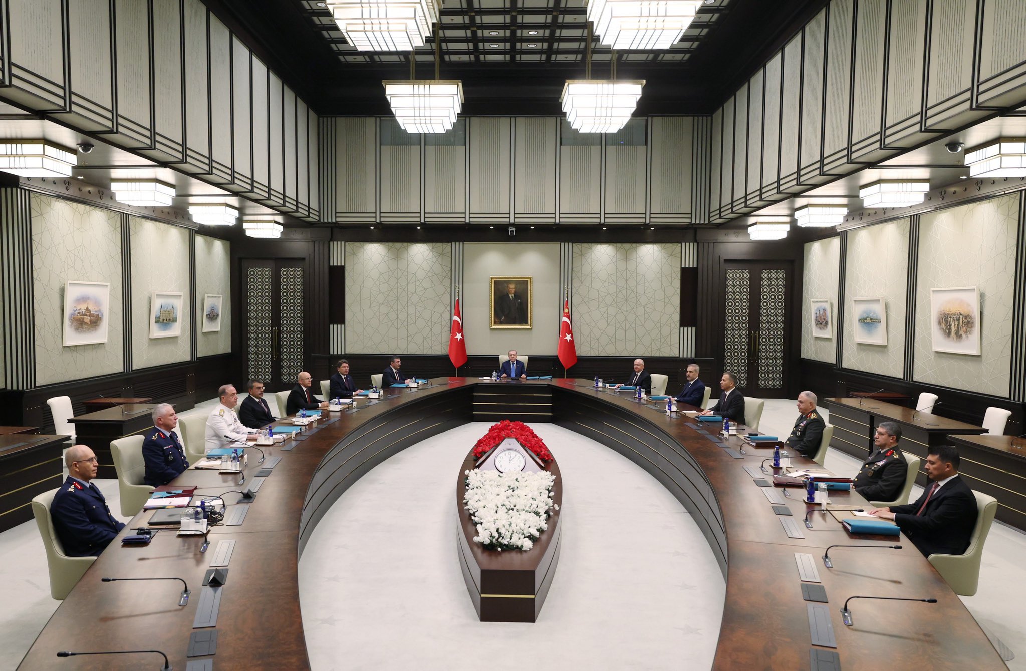İletişim Başkanlığı, Yüksek Askerî Şûra (YAŞ) toplantısı sonrası alınan kararları