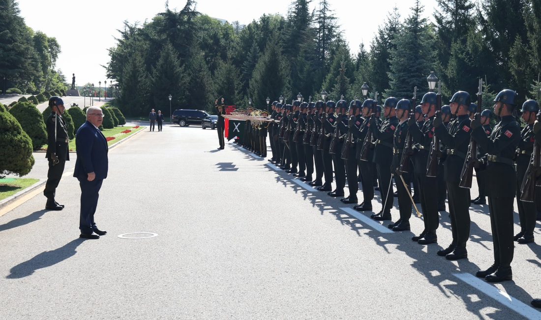Millî Savunma Bakanı Yaşar Güler, Kara Kuvvetleri Komutanlığındaki Devir-Teslim Törenine Katıldı Millî Savunma Bakanı Yaşar Güler, Kara Kuvvetleri Komutanlığı’nda gerçekleştirilen devir-teslim