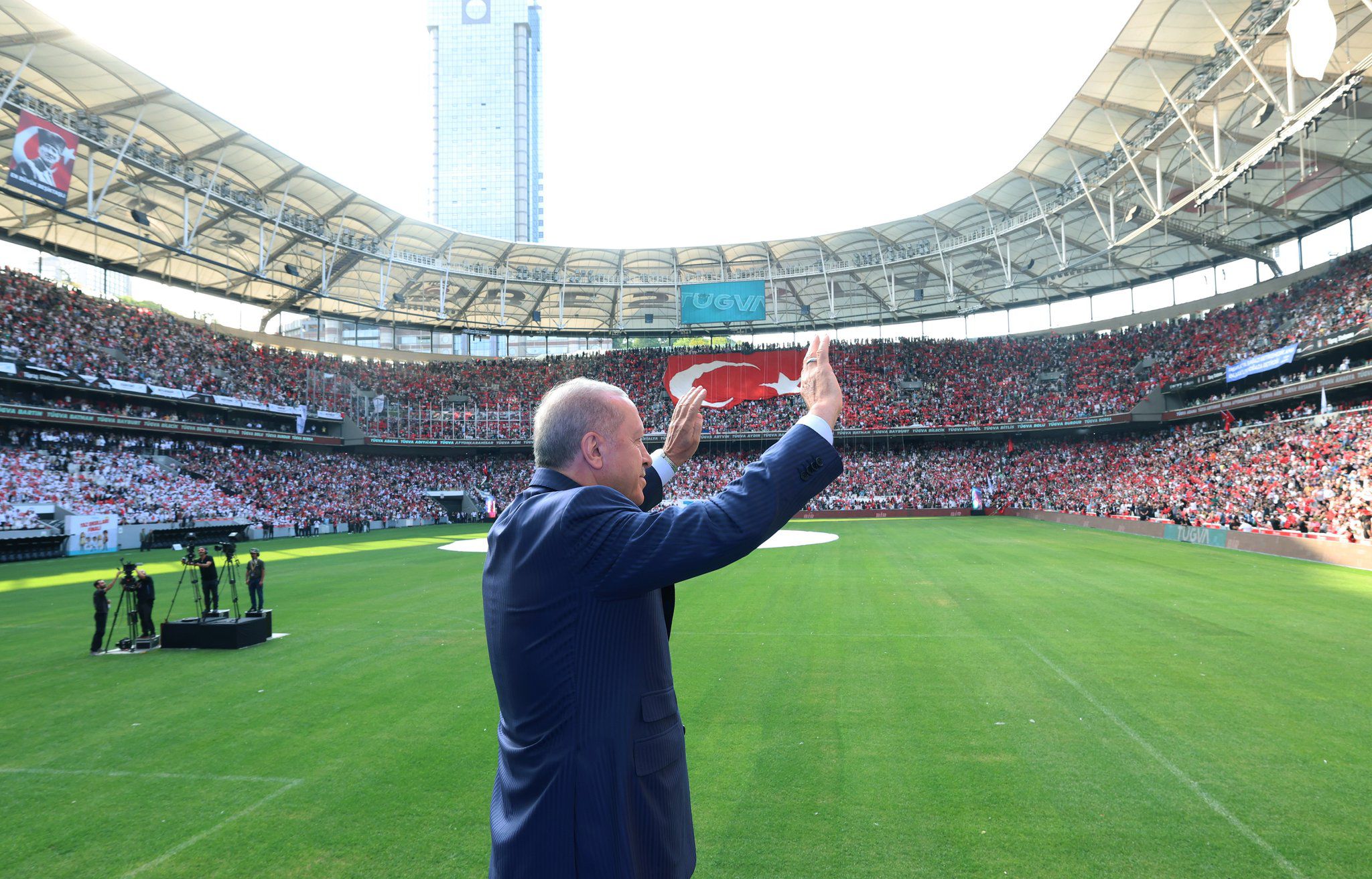 Cumhurbaşkanı Recep Tayyip Erdoğan, İstanbul’da Türkiye Gençlik Vakfı (TÜGVA) Yaz