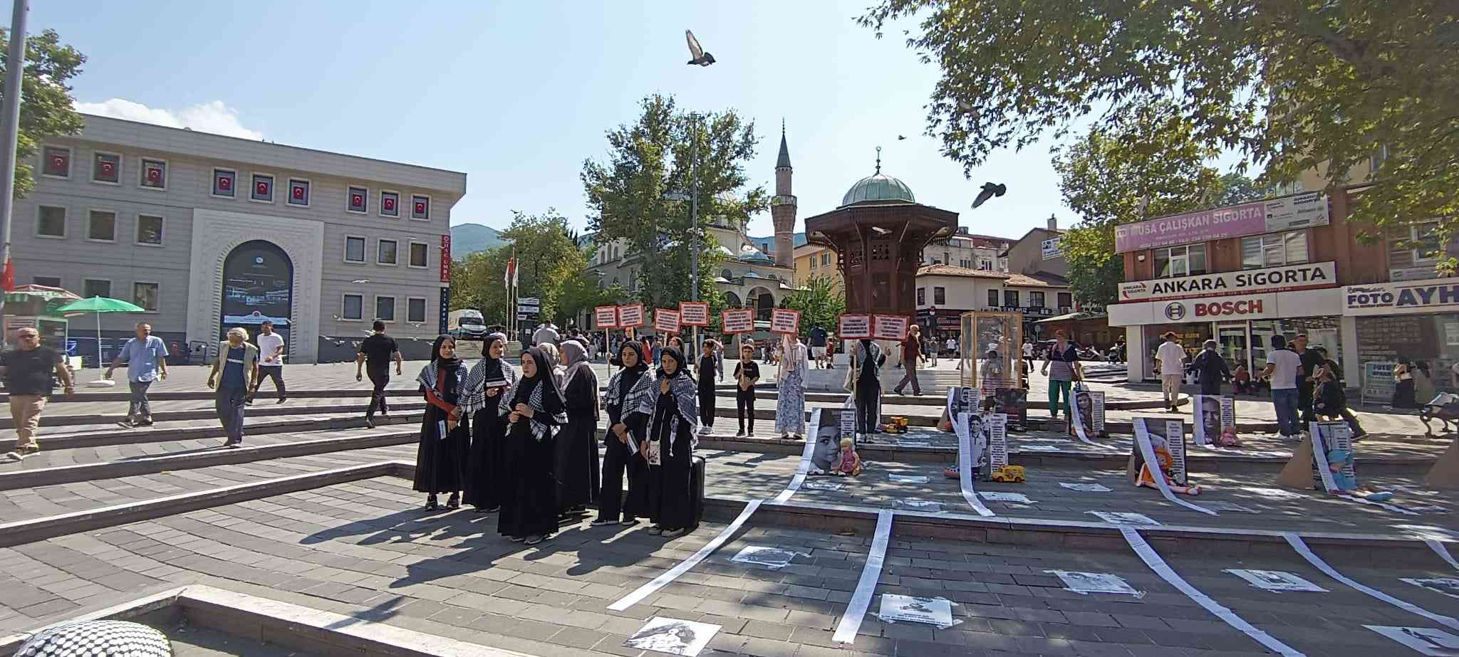 Bursa / TEKHA Gazze’deki Zulme Dikkat Çektiler Bursa İmam Hatip