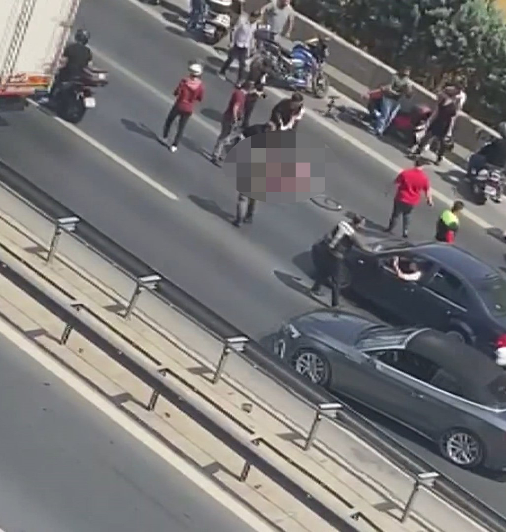 İstanbul Bağcılar’da meydana gelen trafik kazasında profesyonel bisiklet sporcusu Metin