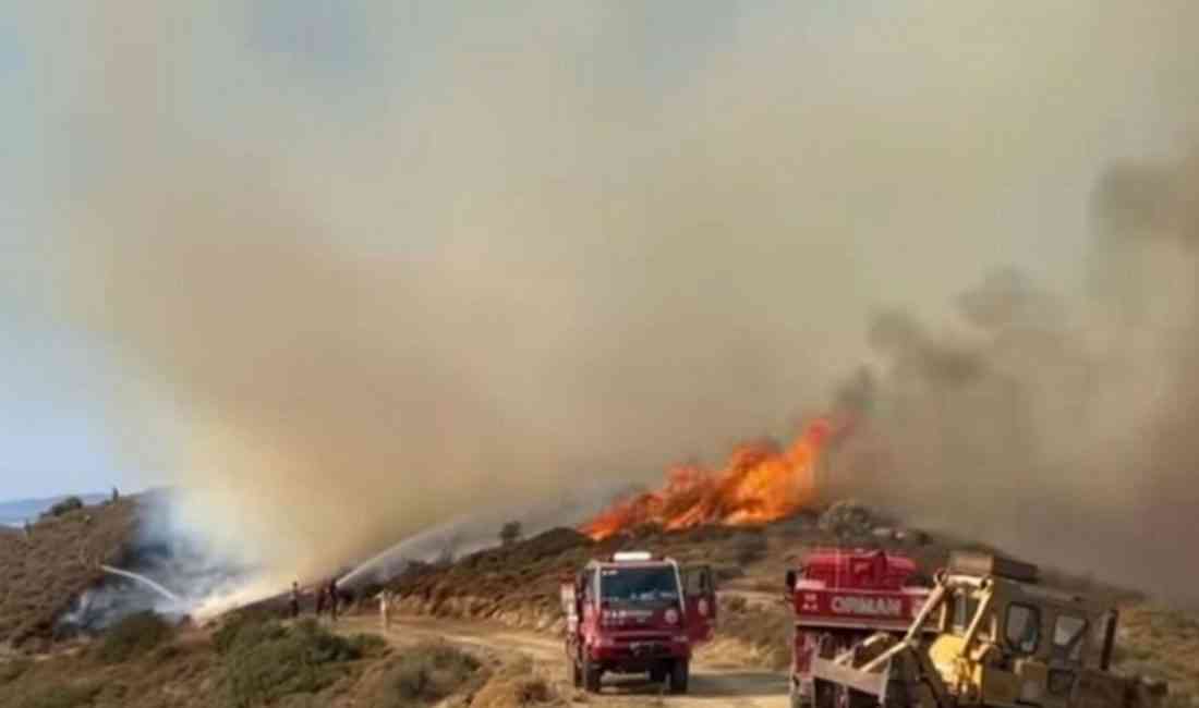 İzmir’in Karaburun ilçesinde, Küçükbahçe Mahallesi’nde ormanlık ve makilik alanda yangın