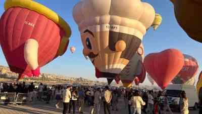 Kapadokya’da 6. kez düzenlenen Balon Festivali, 27 ülkeden gelen 38