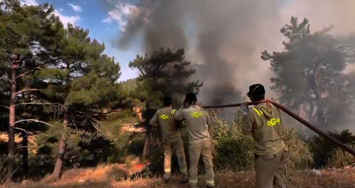 Mersin’in Silifke ilçesinde dün öğle saatlerinde 3 ayrı noktada başlayan