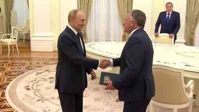 Rusya Devlet Başkan Yardımcısı Yuriy Uşakov, Devlet Başkanı Vladimir Putin
