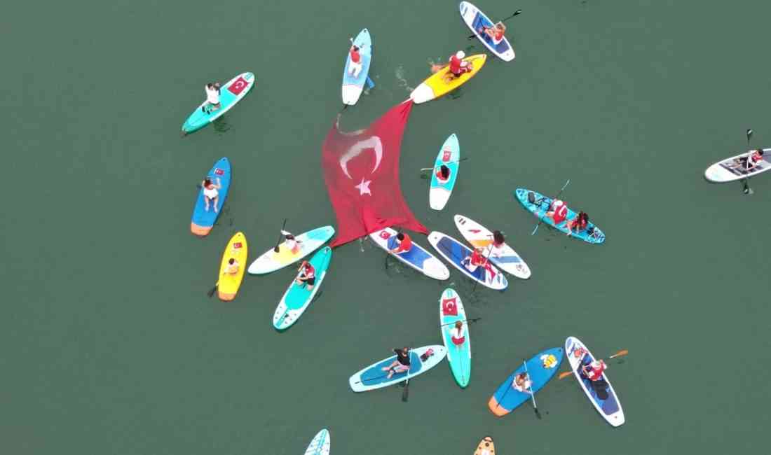 Bursa’nın İznik ilçesinde, 30 Ağustos Zafer Bayramı’nın 103’üncü yılı etkinlikleri