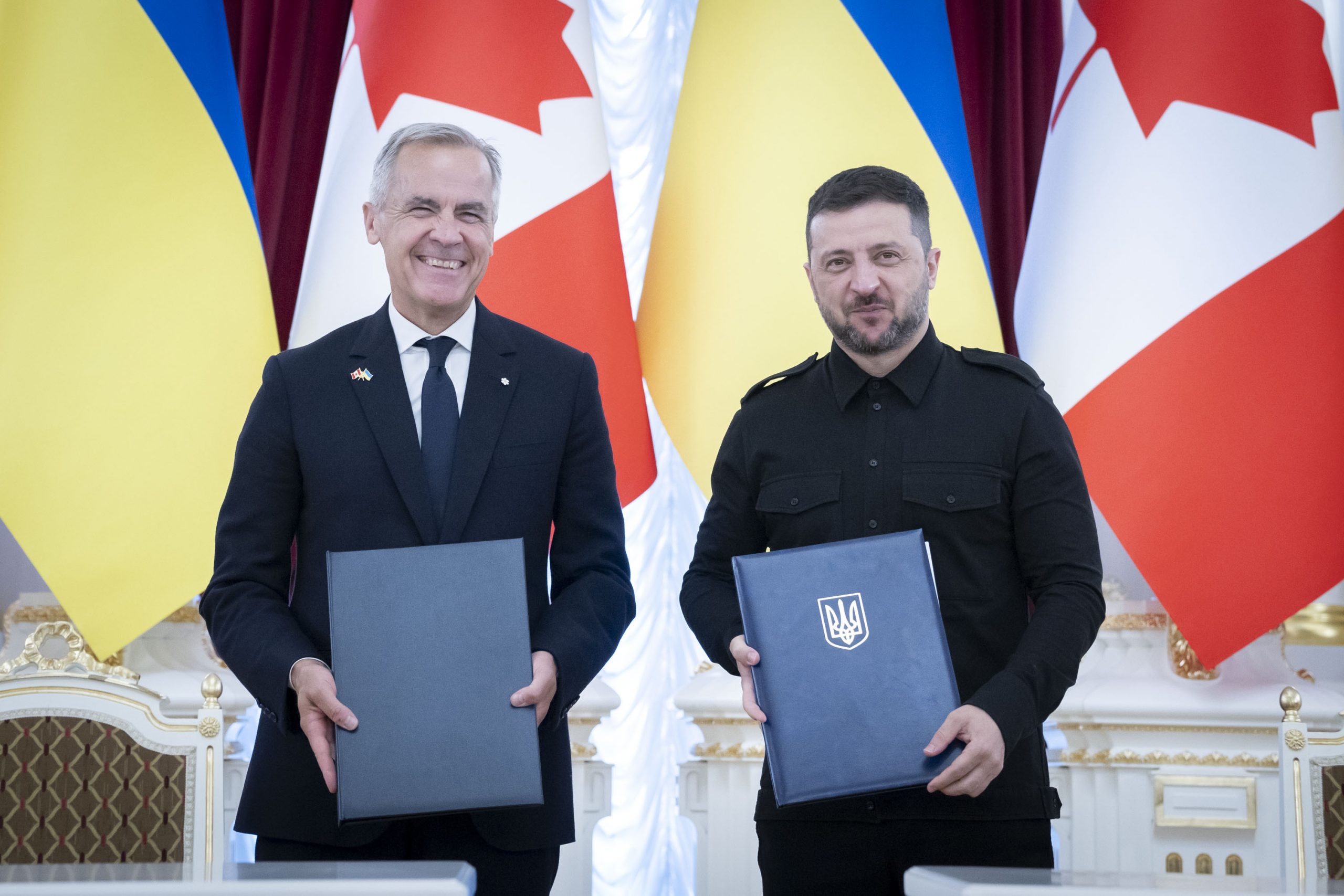 Ukrayna Devlet Başkanı Volodimir Zelenskiy, Kanada Başbakanı Mark Carney ile