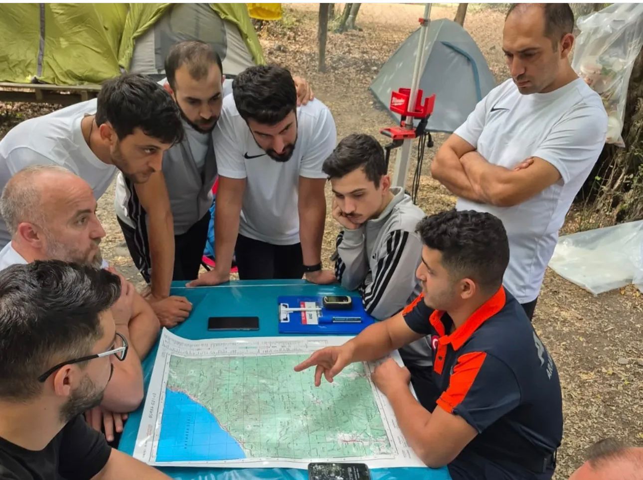   Yalova’da faaliyetlerini sürdüren AKSA Arama Kurtarma Ekibi, orta seviye